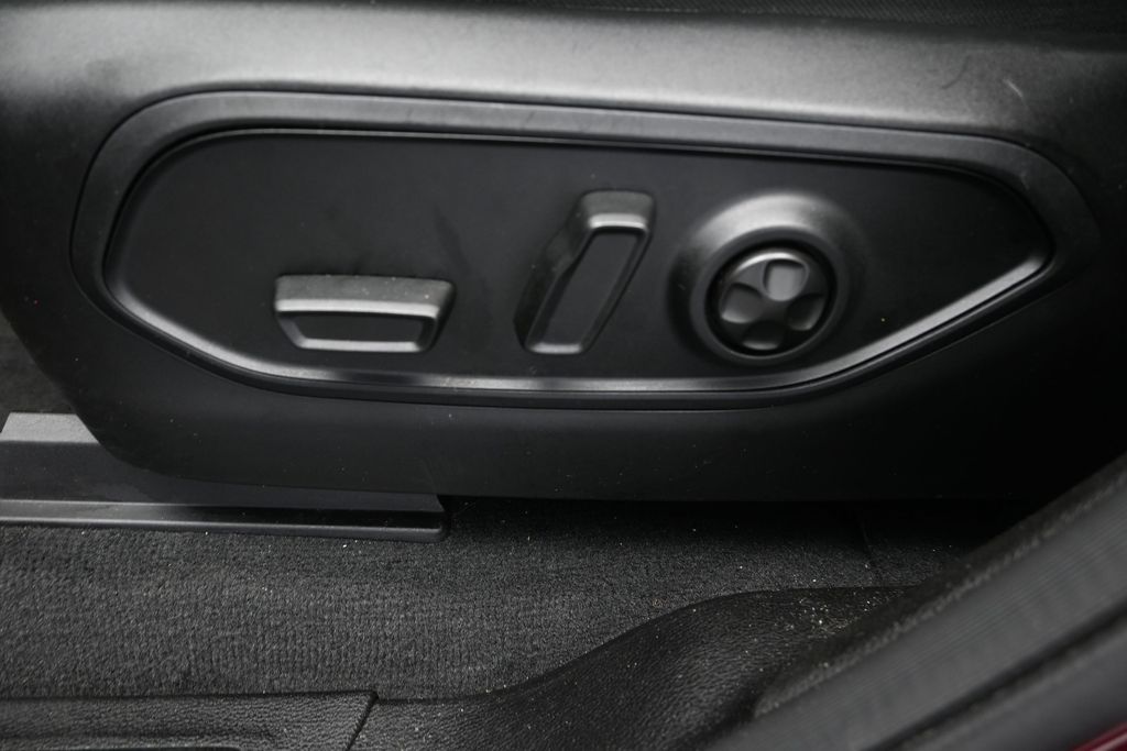 Certified Used 2023 Red Jeep Limited image 18