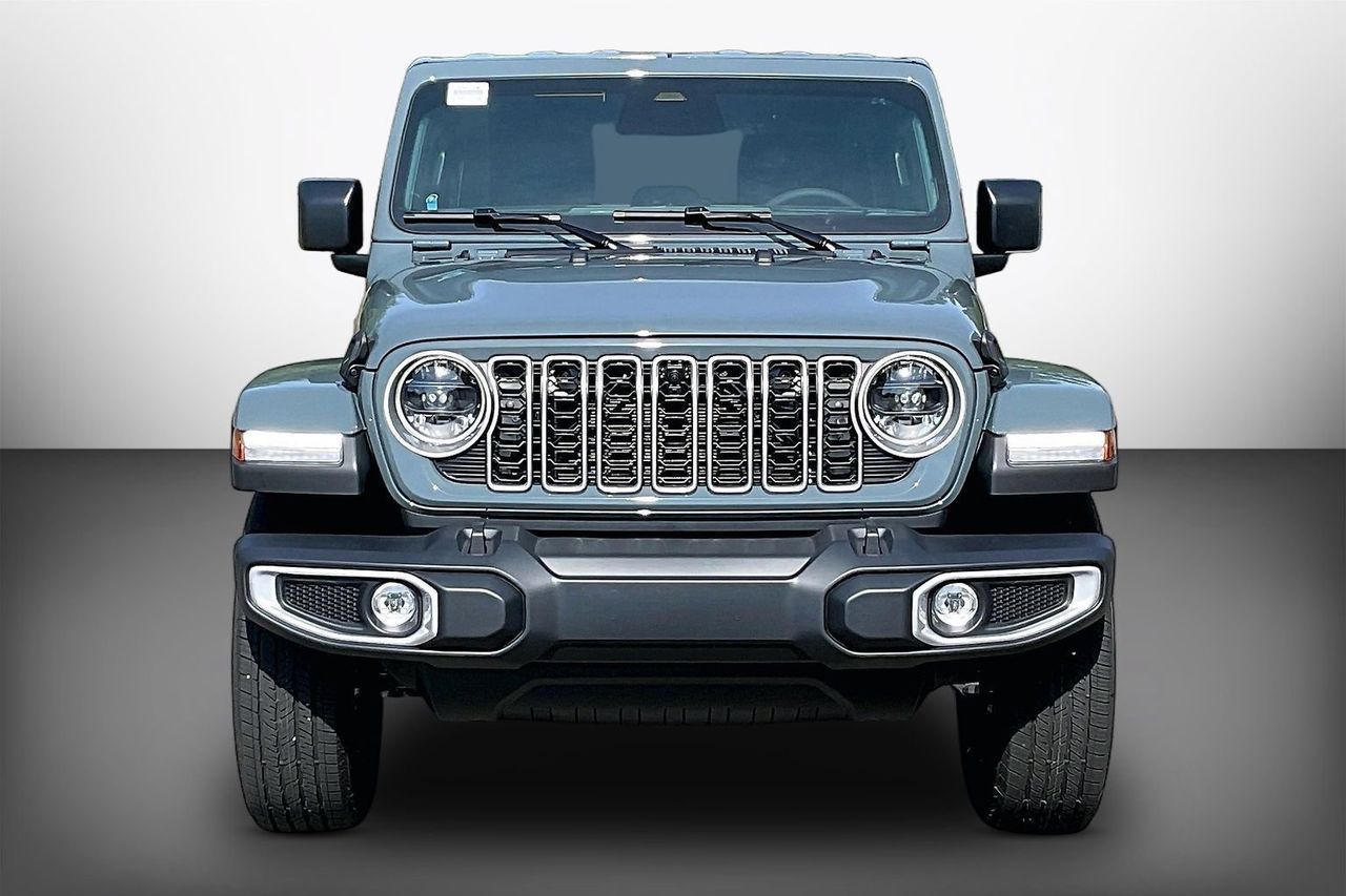 New 2026 Gray Jeep Sahara image 3