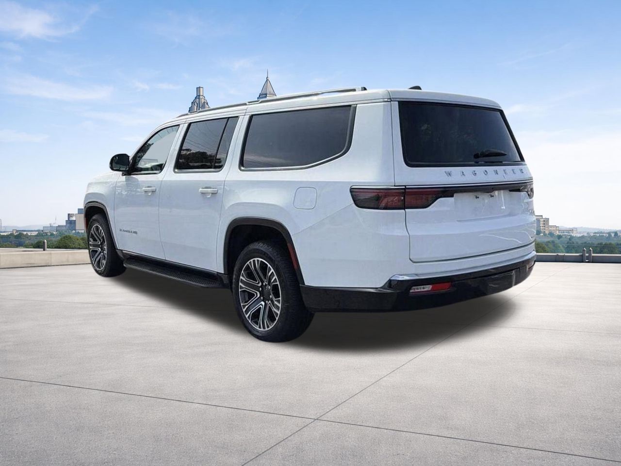 View vehicle photo 3
