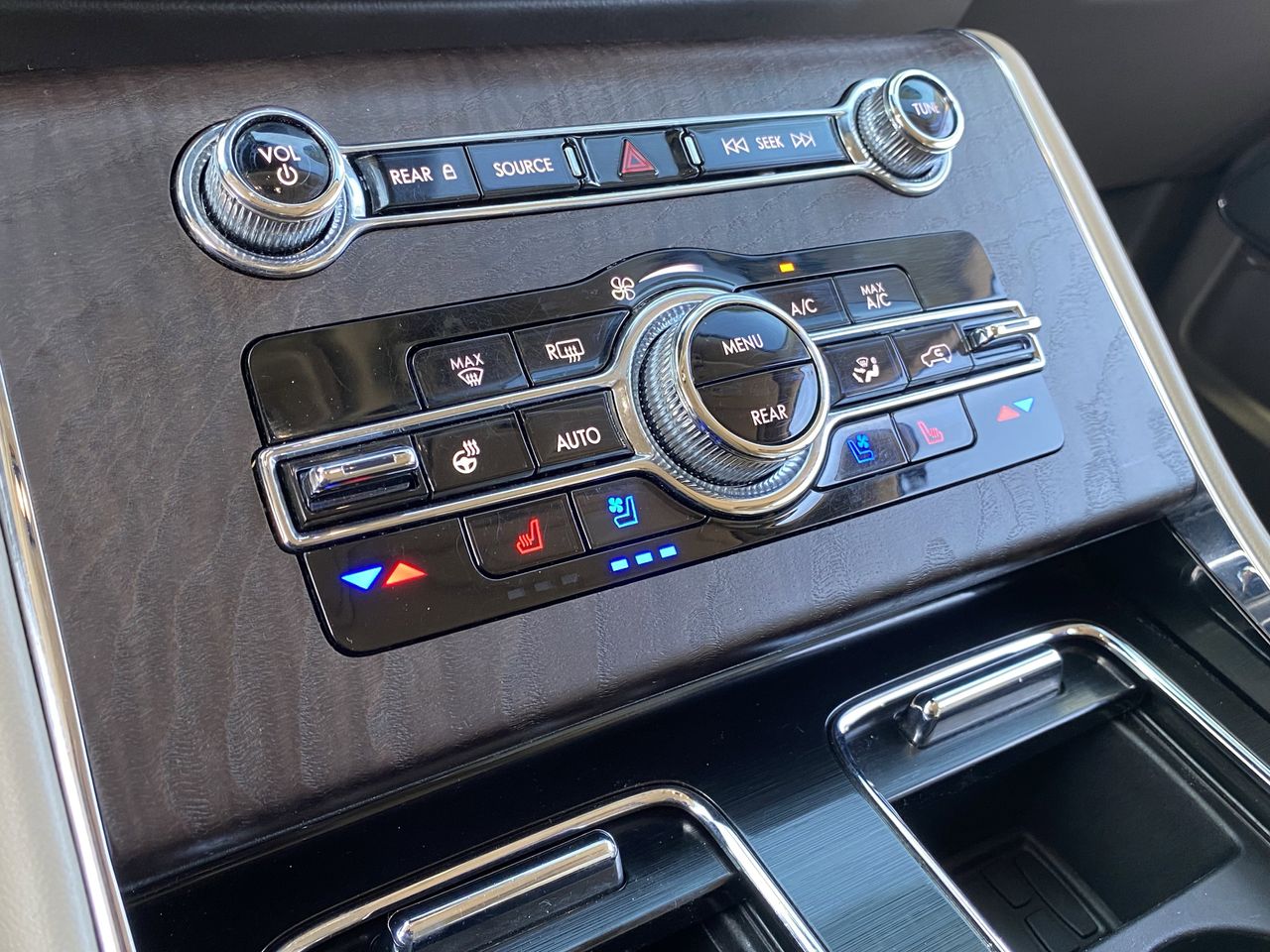 used 2023 Lincoln Aviator car, priced at $44,794