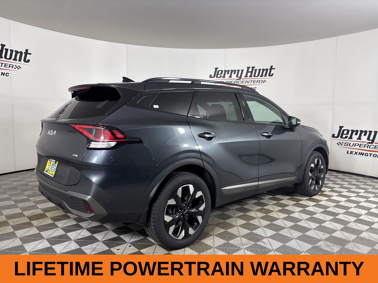 View vehicle photo 5