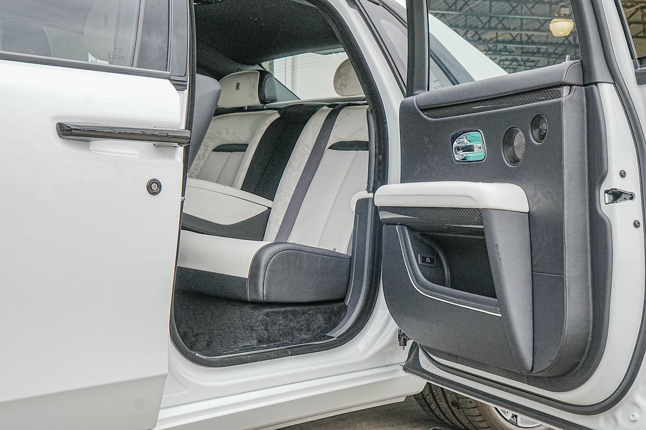 New Car 2025 Rolls-royce Ghost  For Sale Under $530,000 In Austin, Texas