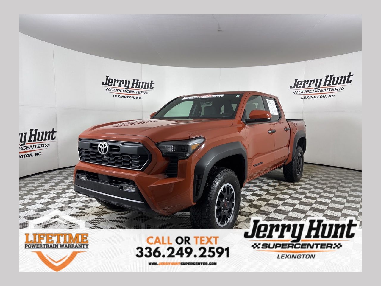 2025 Toyota Tacoma SR5 Double Cab 4WD