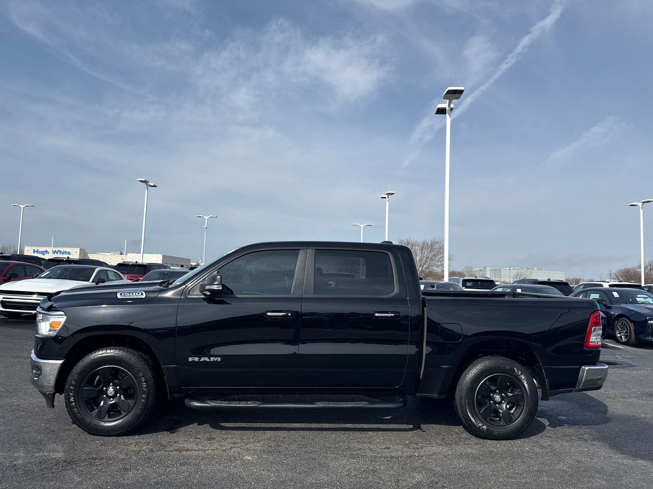 View vehicle photo 5