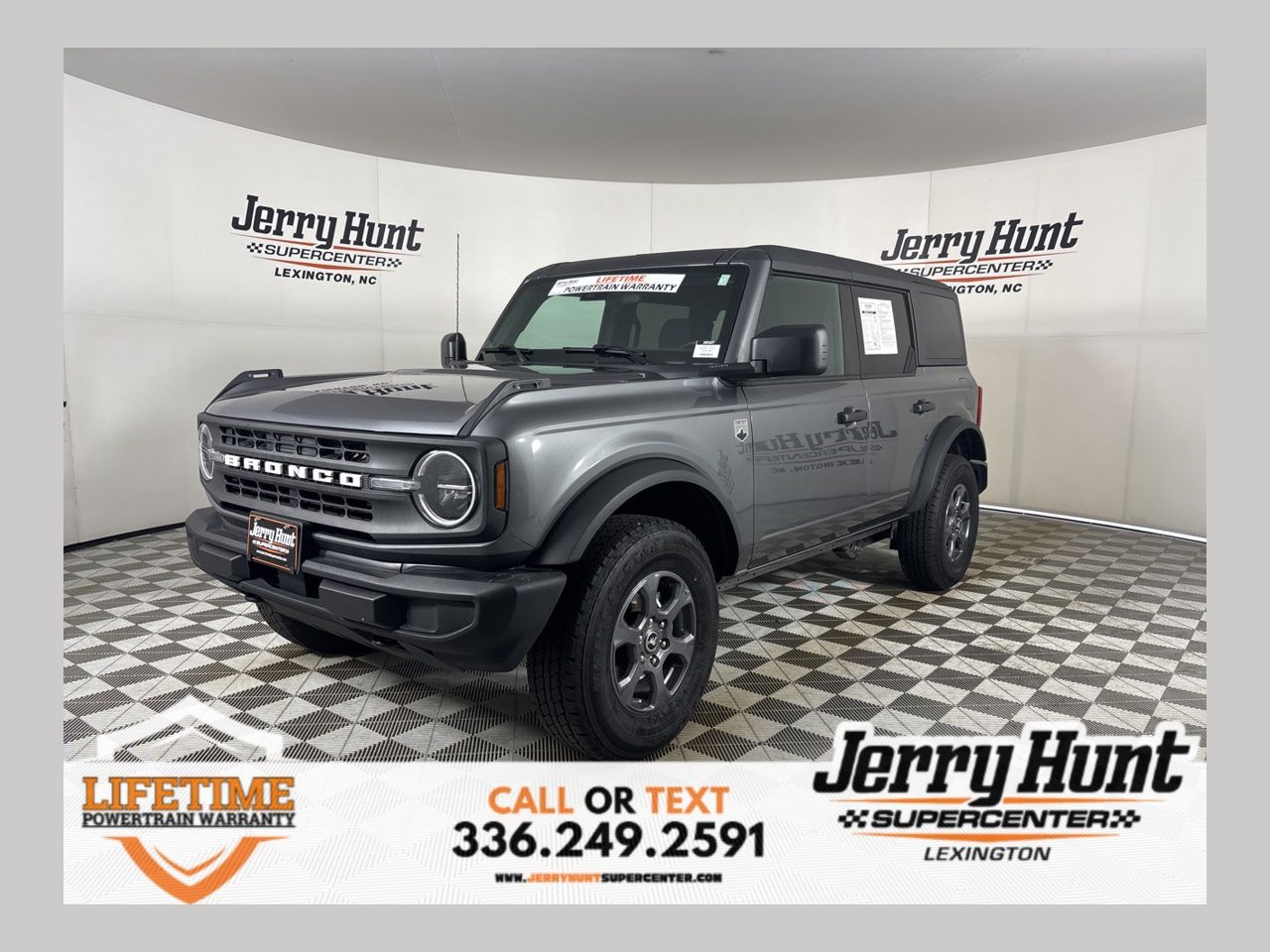 Gray Metallic 2025 Ford Bronco SUV / Crossover Four-Wheel Drive Automatic
