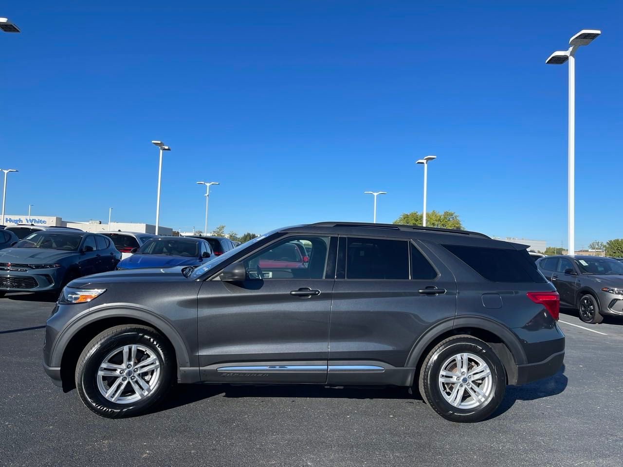 2020 Ford Explorer XLT 6