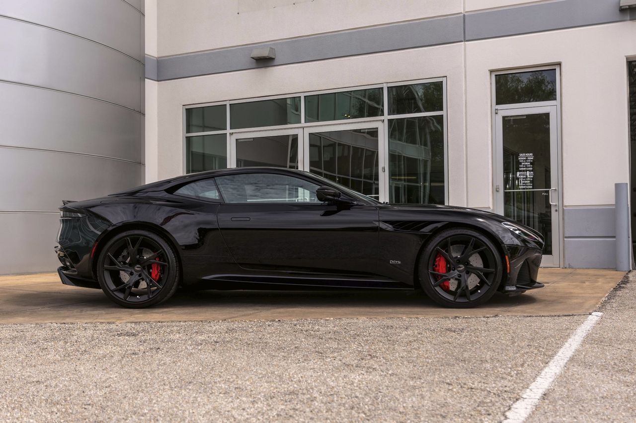 Used Car 2019 Aston Martin Dbs  Superleggera For Sale Under $230,000 In Austin, Texas