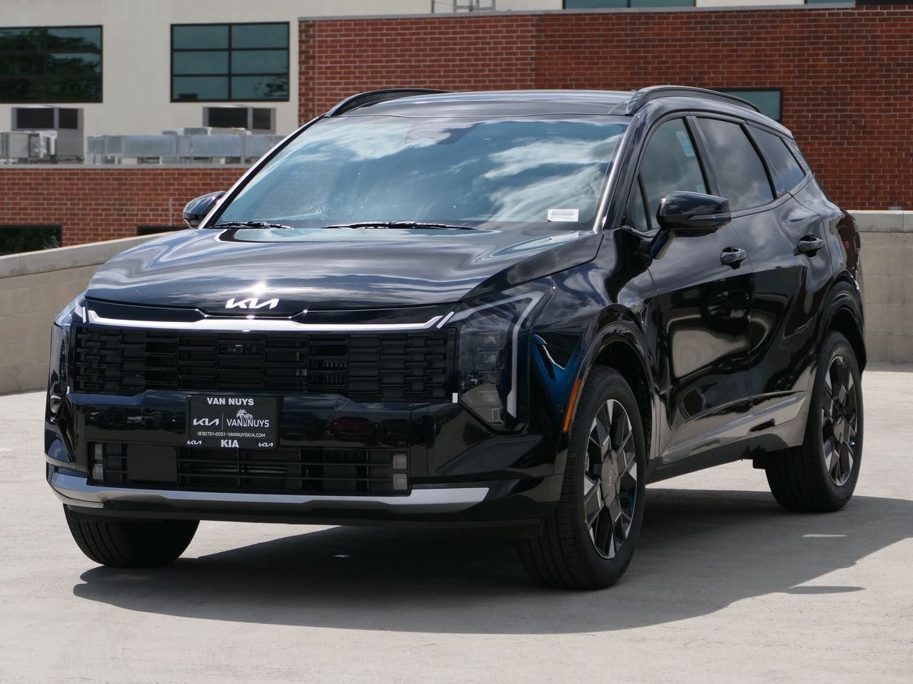 View vehicle photo 6