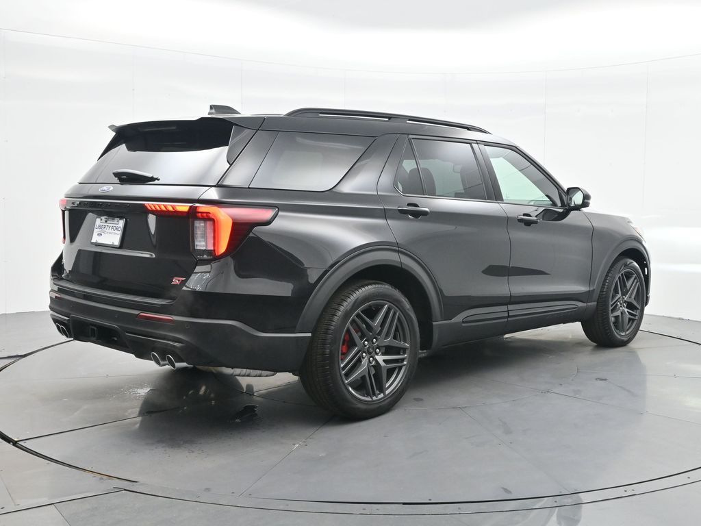 New 2026 Black Ford ST image 5