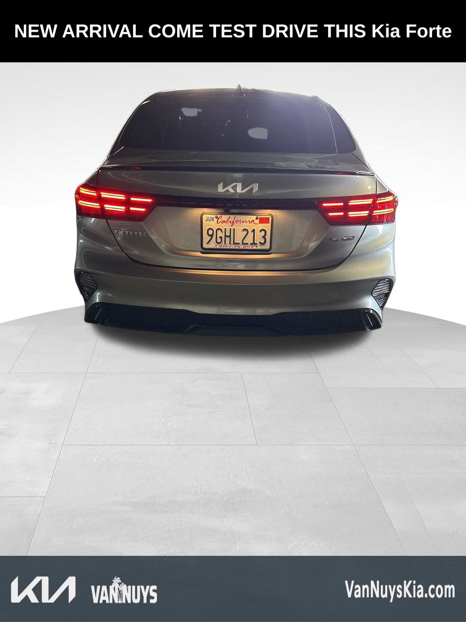 View vehicle photo 3