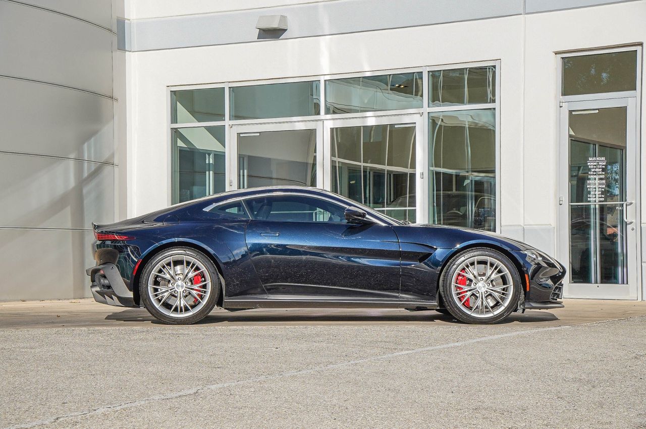 Used Car 2022 Aston Martin Vantage  For Sale Under $140,000 In Austin, Texas