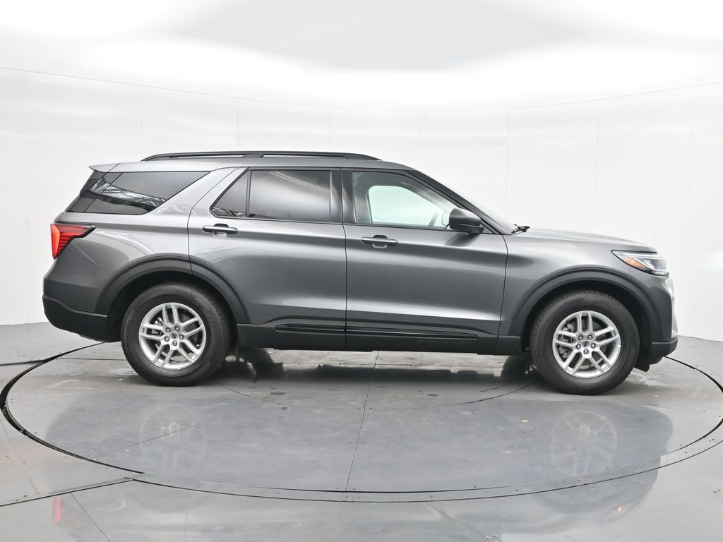 New 2026 Gray Ford Active image 4