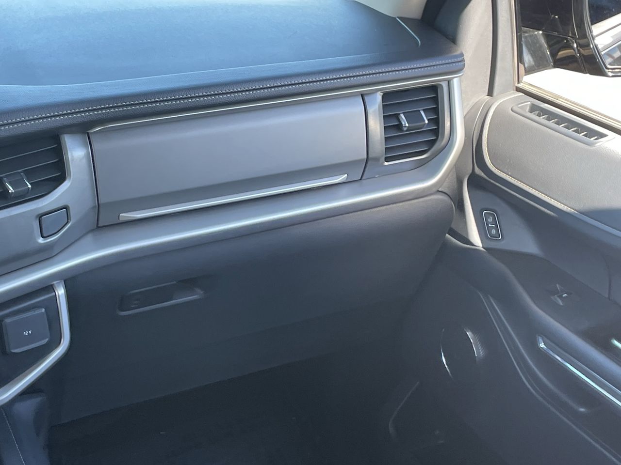 used 2024 Ford Expedition Max car, priced at $35,699