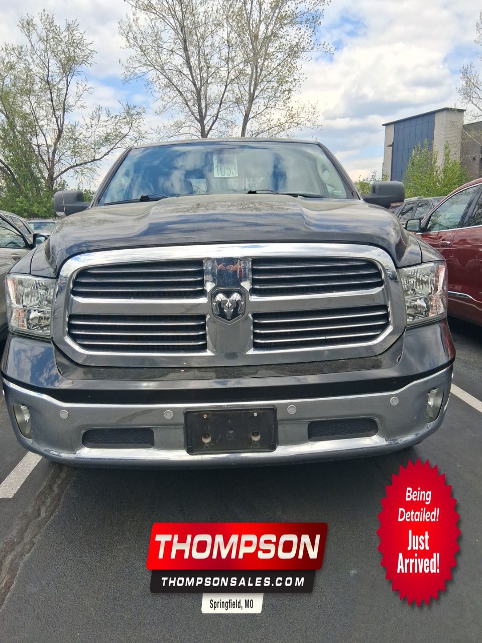 Brilliant Black Crystal Pearlcoat 2019 RAM 1500 Classic SLT Crew Cab 4WD Pickup Truck Four-Wheel Drive 8-Speed Automatic