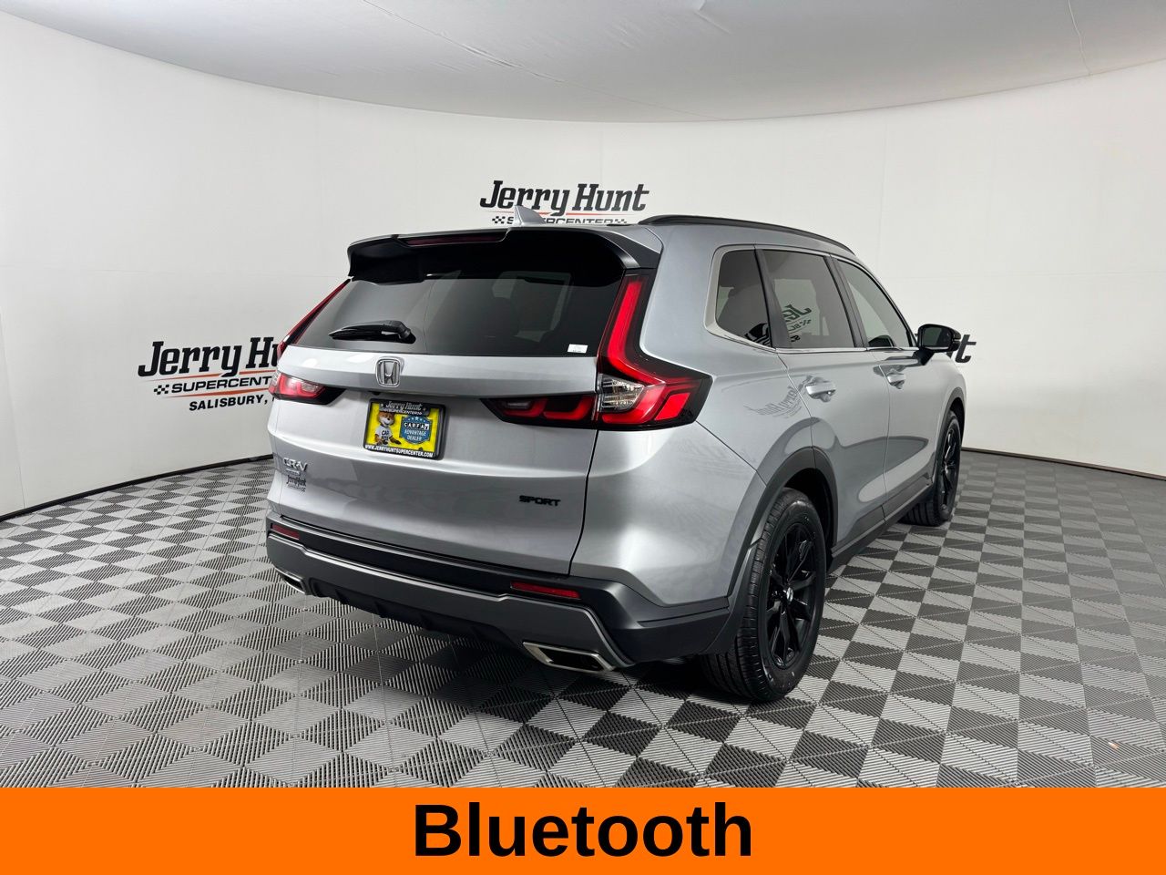 View vehicle photo 7