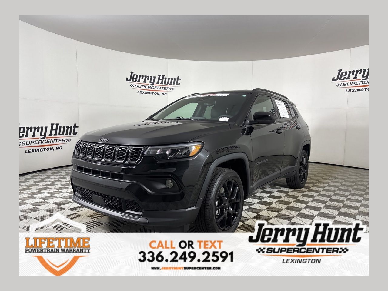 Diamond Black Crystal Pearlcoat 2026 Jeep Compass Latitude 4WD SUV / Crossover Four-Wheel Drive 8-Speed Automatic