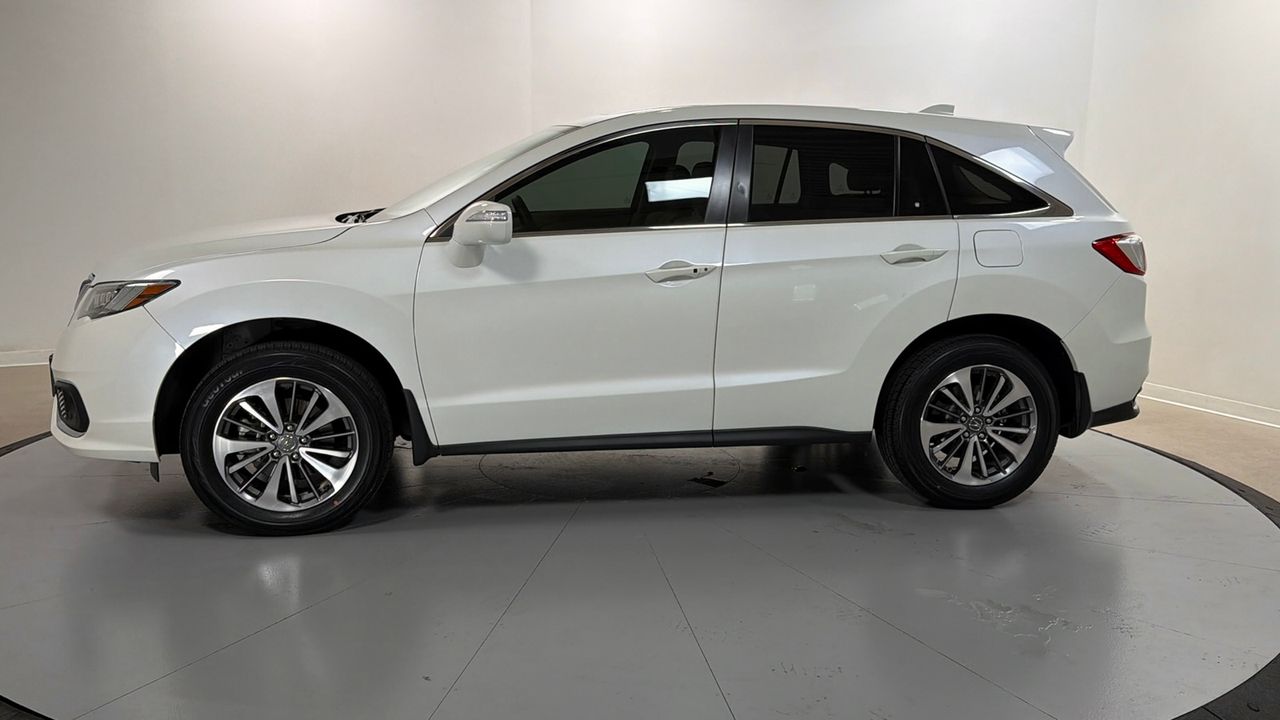 Used 2017  Acura Advance Package image 8