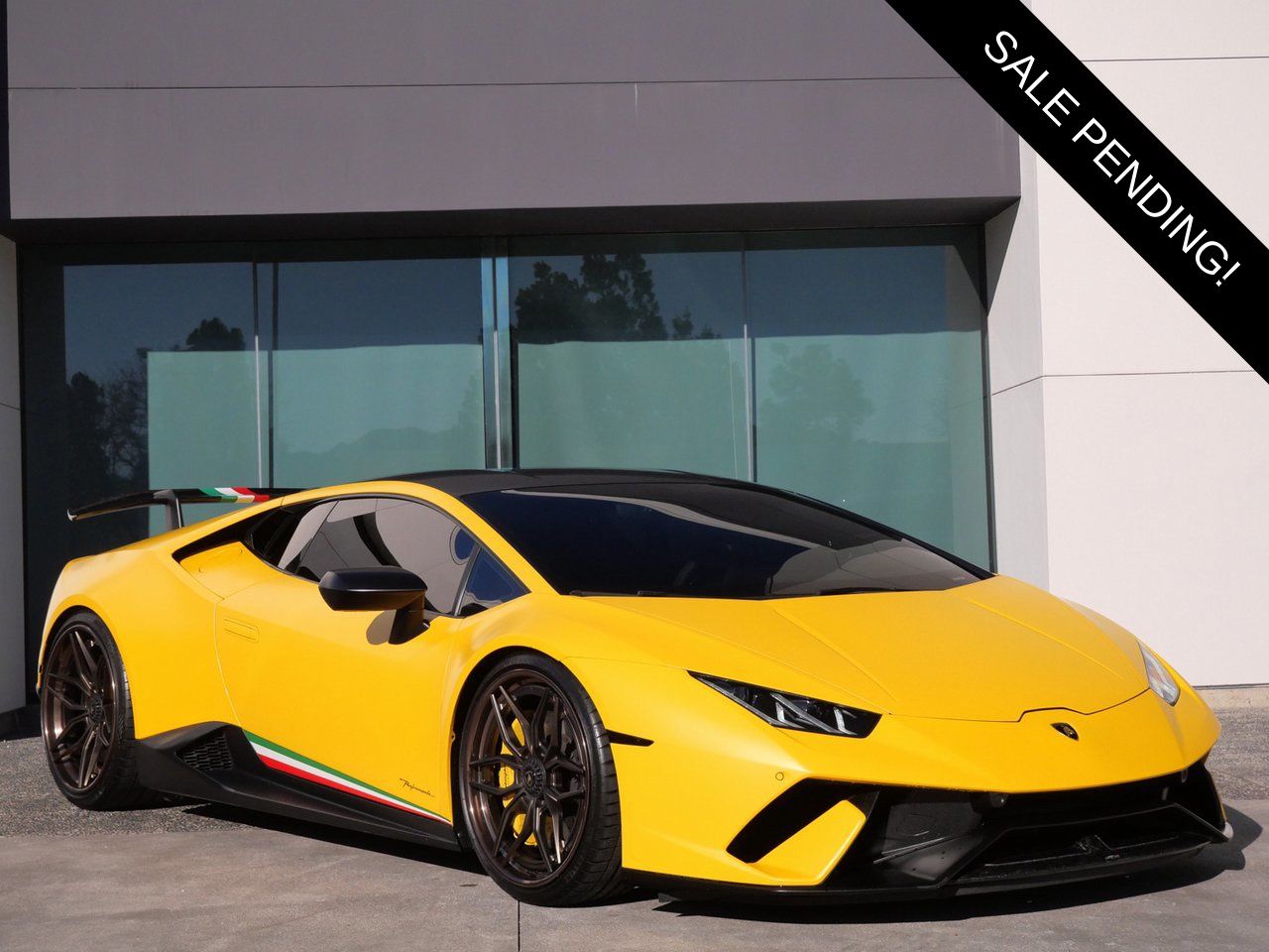 2018 Lamborghini Huracan LP 640-4 Performante Coupe AWD