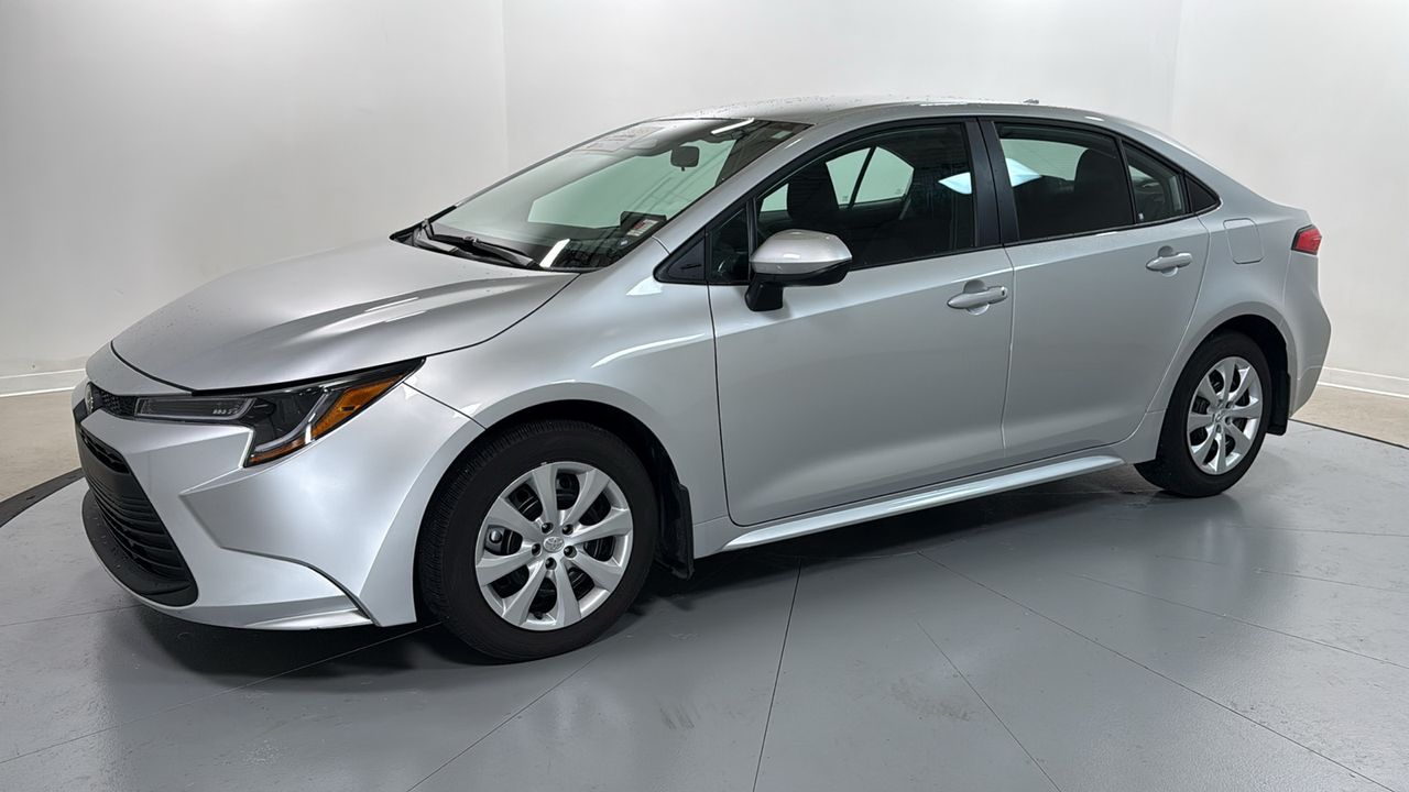 Classic Silver Metallic 2026 Toyota Corolla LE FWD Sedan Front-Wheel Drive Continuously Variable Transmission