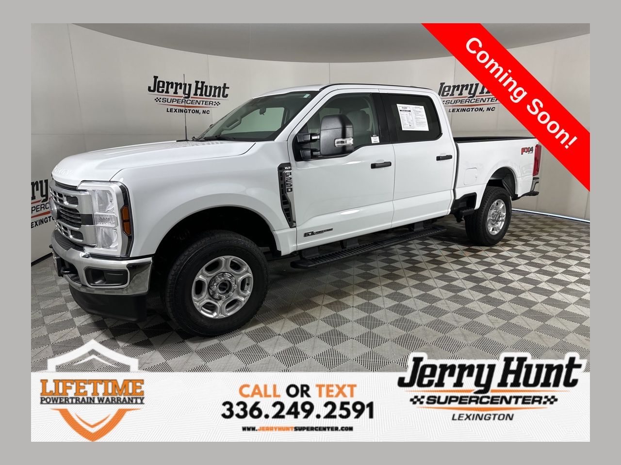 2025 Ford F-250 Super Duty XLT Crew Cab 4WD