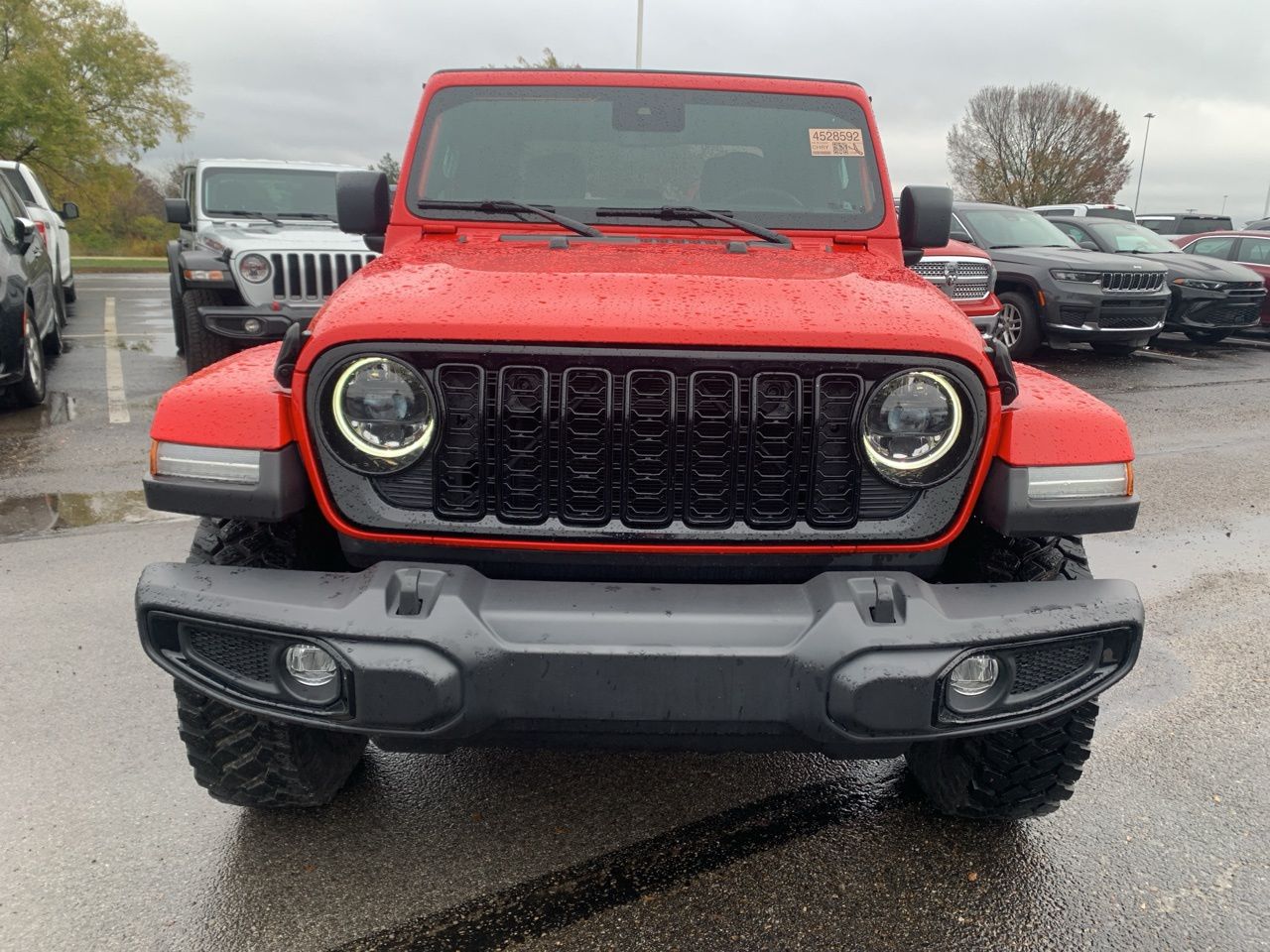 2024 Jeep Gladiator WILLYS 8