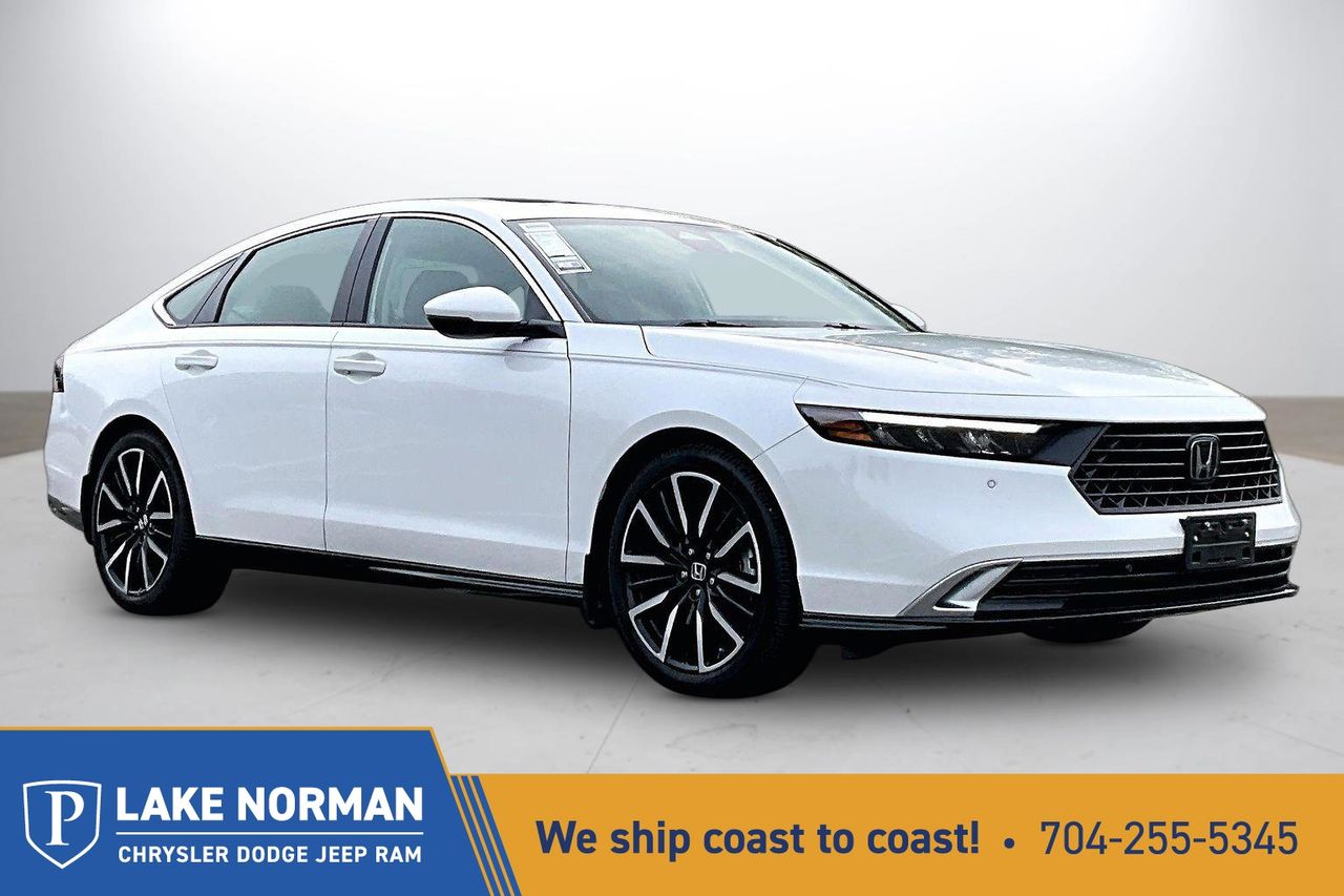 2023 Honda Accord Hybrid Touring FWD