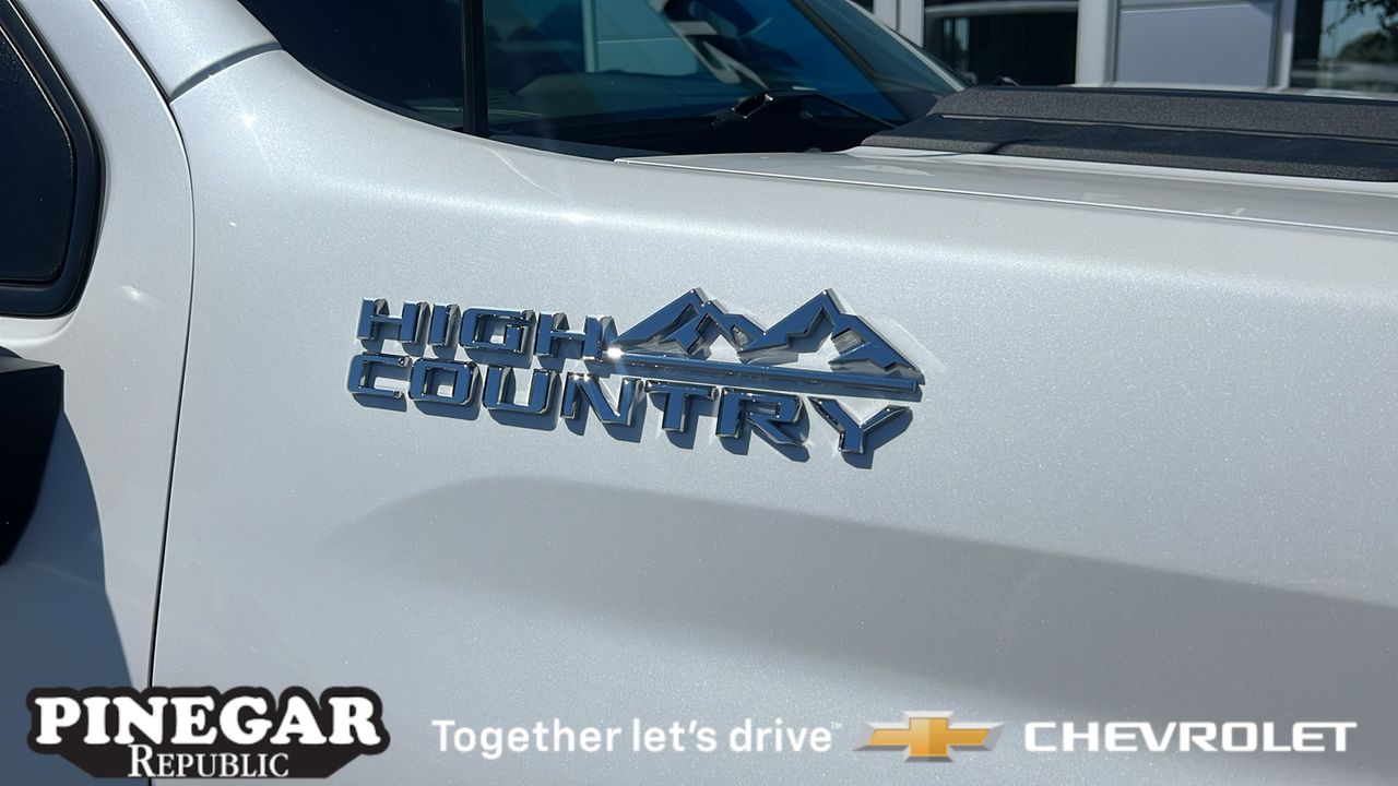 2023 Chevrolet Silverado 2500HD High Country 8