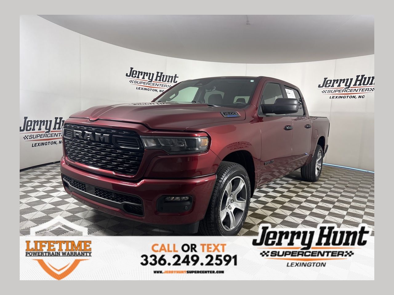 2025 RAM 1500 Tradesman Crew Cab 4WD