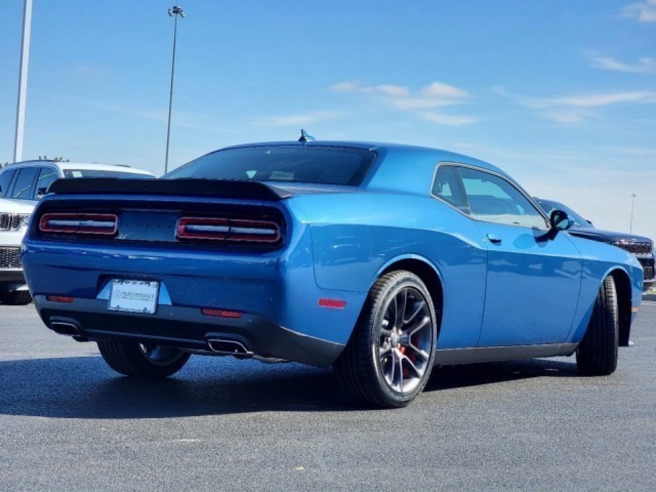 2023 Dodge Challenger GT 27