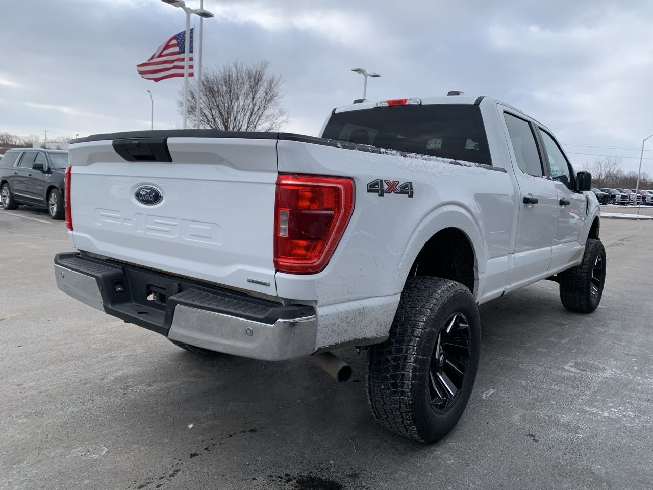 2022 Ford F-150 XLT 3