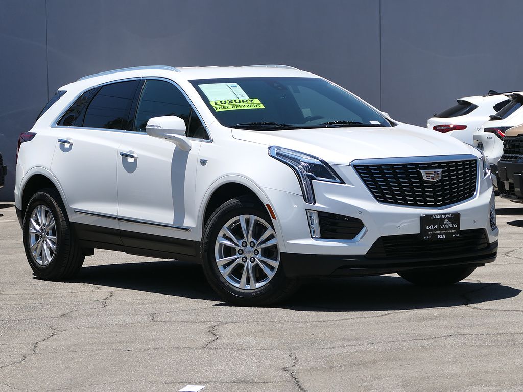 Crystal White 2023 Cadillac XT5 SUV / Crossover Front-Wheel Drive 9-Speed Automatic