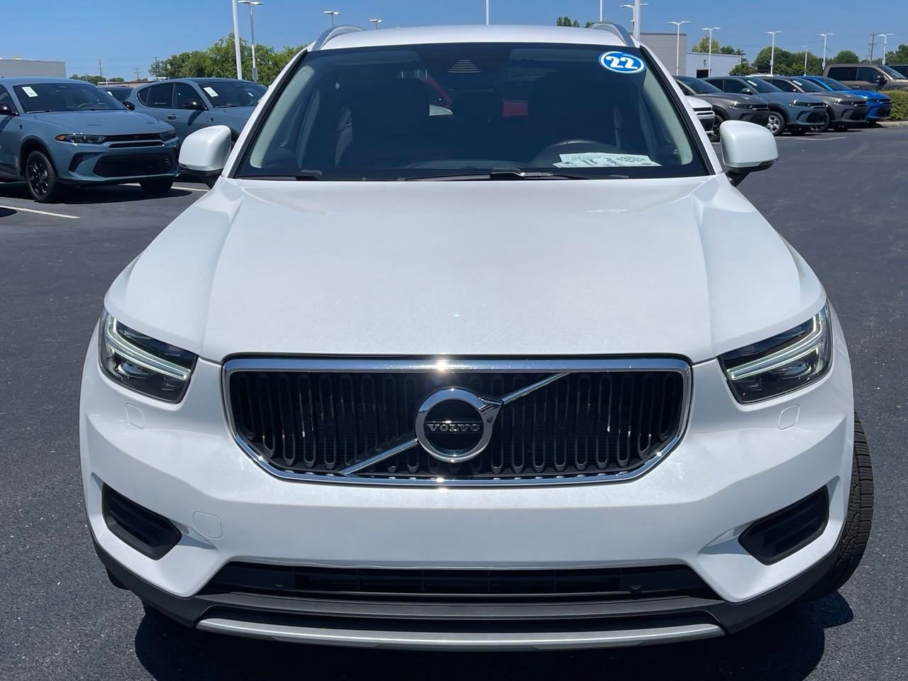 2022 Volvo XC40 Momentum 8