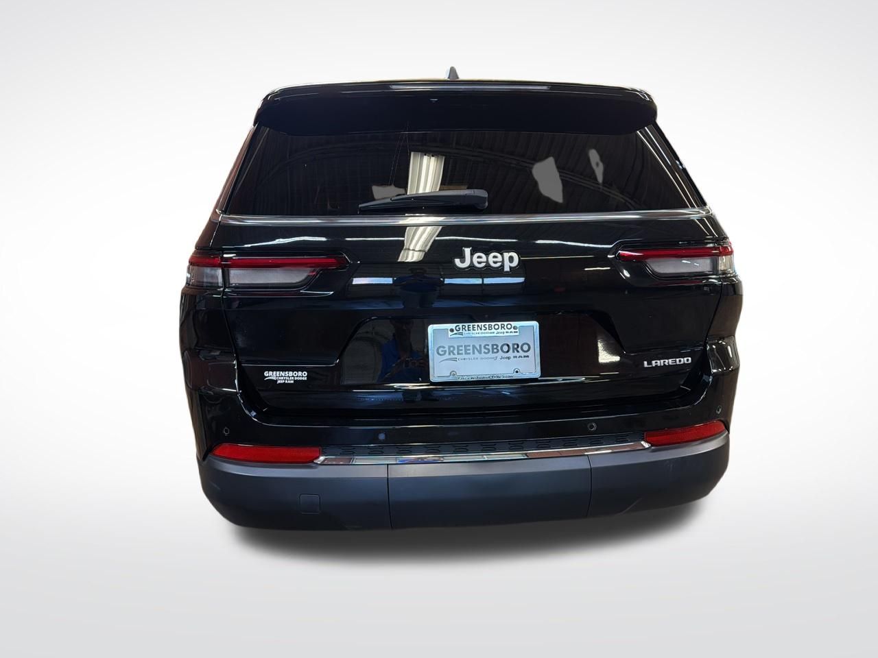 View vehicle photo 4