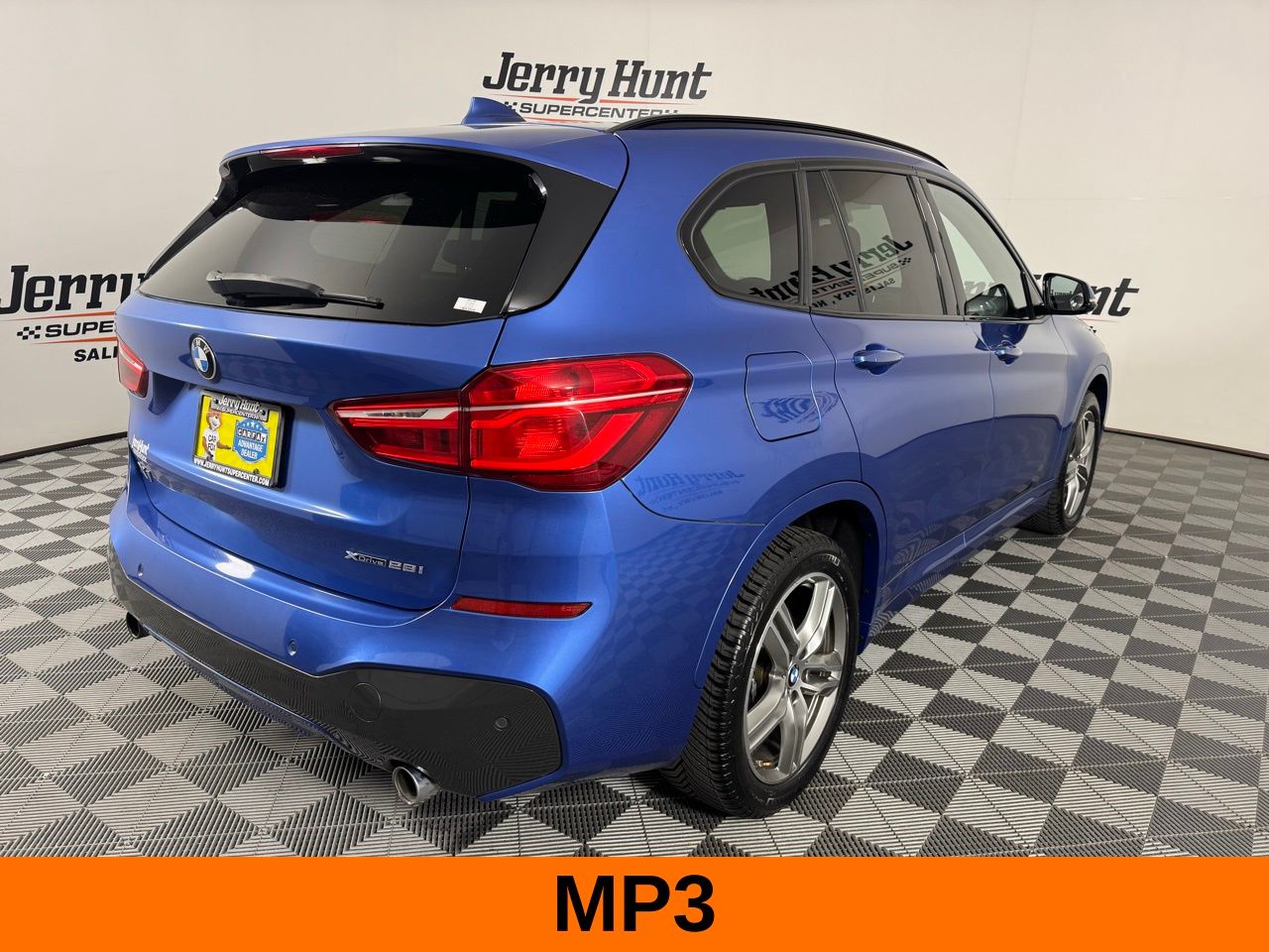 View vehicle photo 7