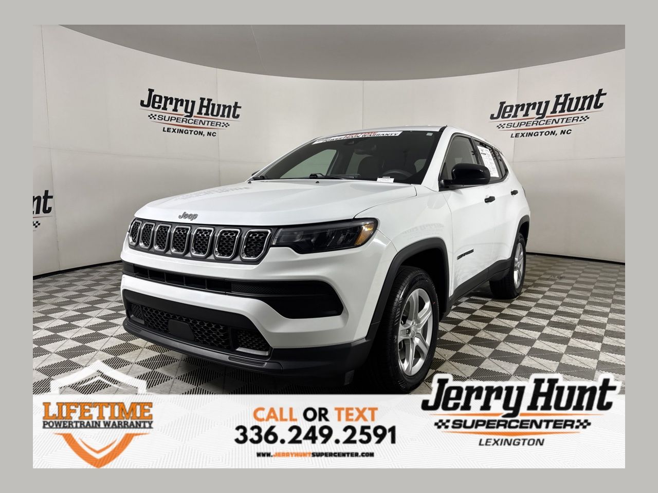 Bright White Clearcoat 2023 Jeep Compass SUV / Crossover Four-Wheel Drive 8-Speed Automatic