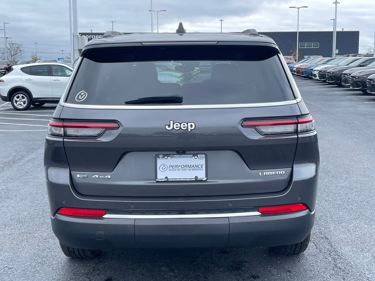 2022 Jeep Grand Cherokee L Laredo 4