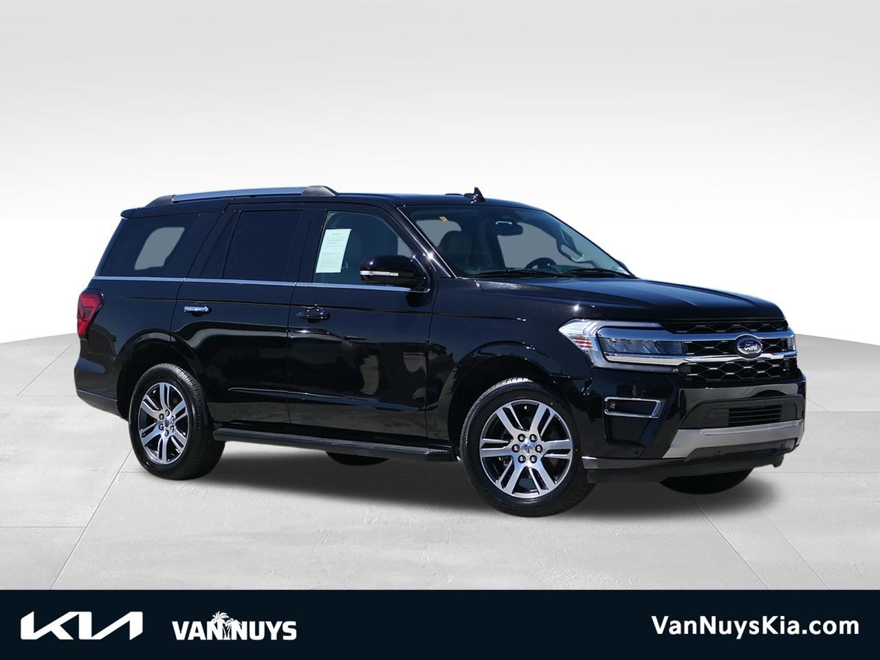 Black Metallic 2024 Ford Expedition SUV / Crossover 4X2 Automatic