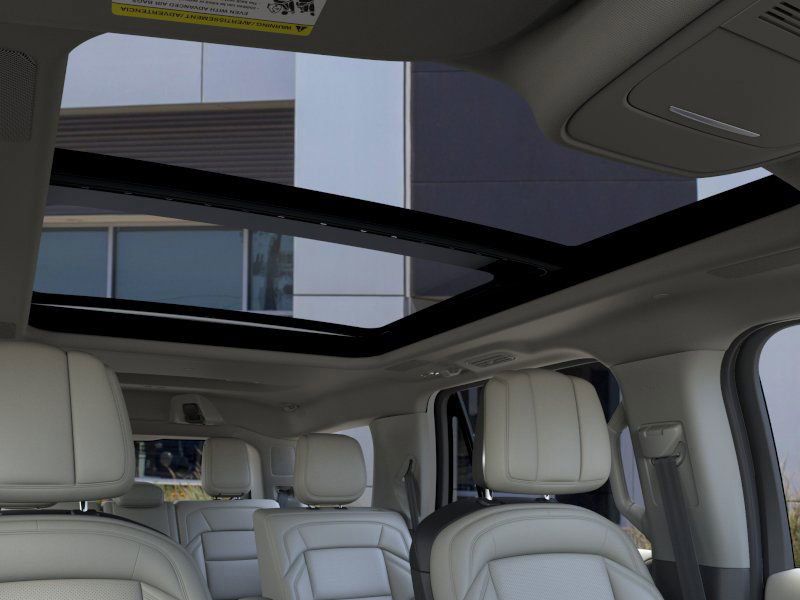 new 2026 Lincoln Navigator car, priced at $109,890