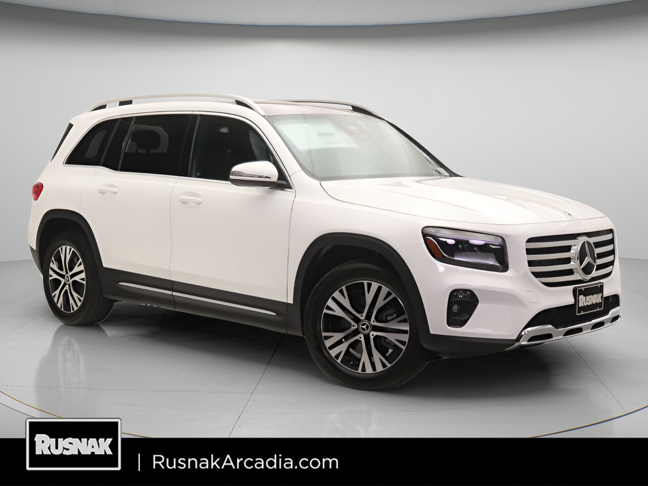 White 2026 Mercedes-Benz GLB 250 FWD SUV / Crossover Front-Wheel Drive 8-Speed Dual Clutch