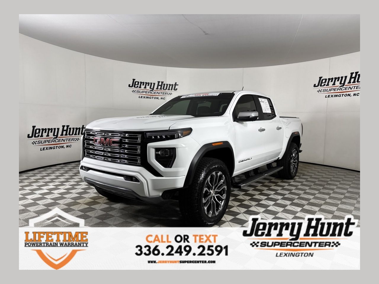 Summit White 2026 GMC Canyon Pickup Truck Four-Wheel Drive 8-Speed Automatic