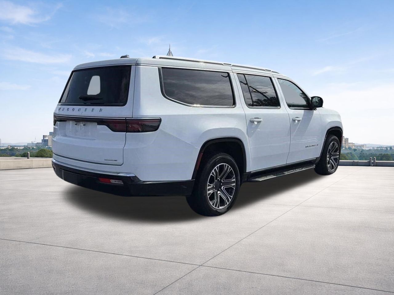 View vehicle photo 5
