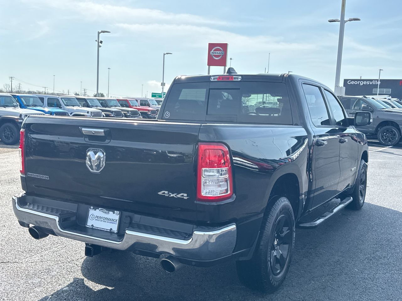 View vehicle photo 2