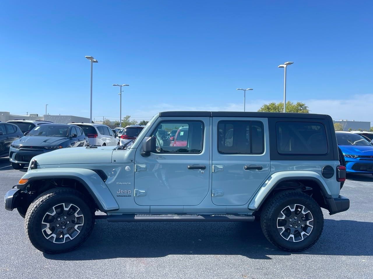 2024 Jeep Wrangler Sahara 6