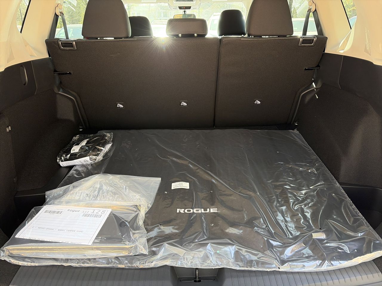 View vehicle photo 6