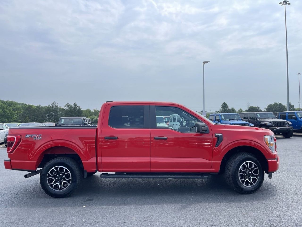 2022 Ford F-150 XL 2