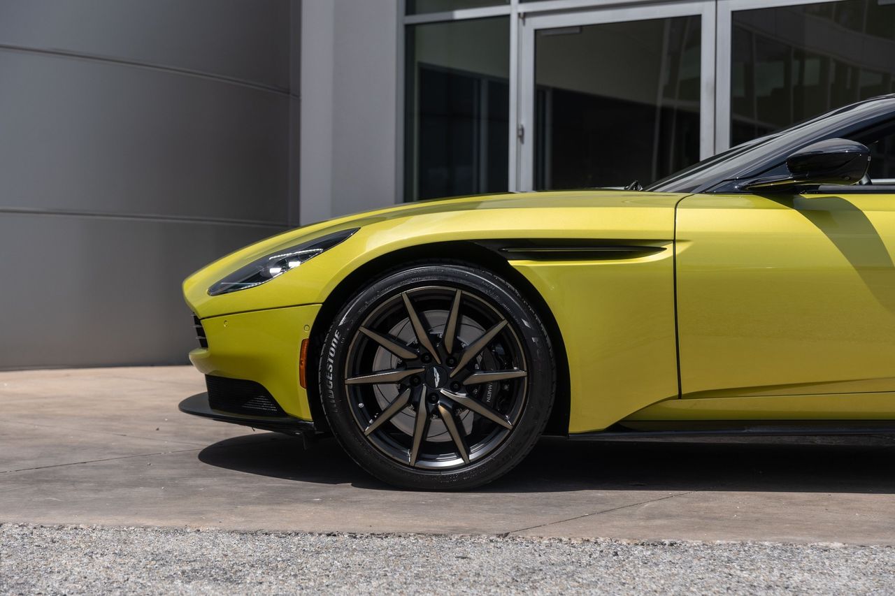 Used Car 2022 Aston Martin Db11  Volante For Sale Under $170,000 In Austin, Texas