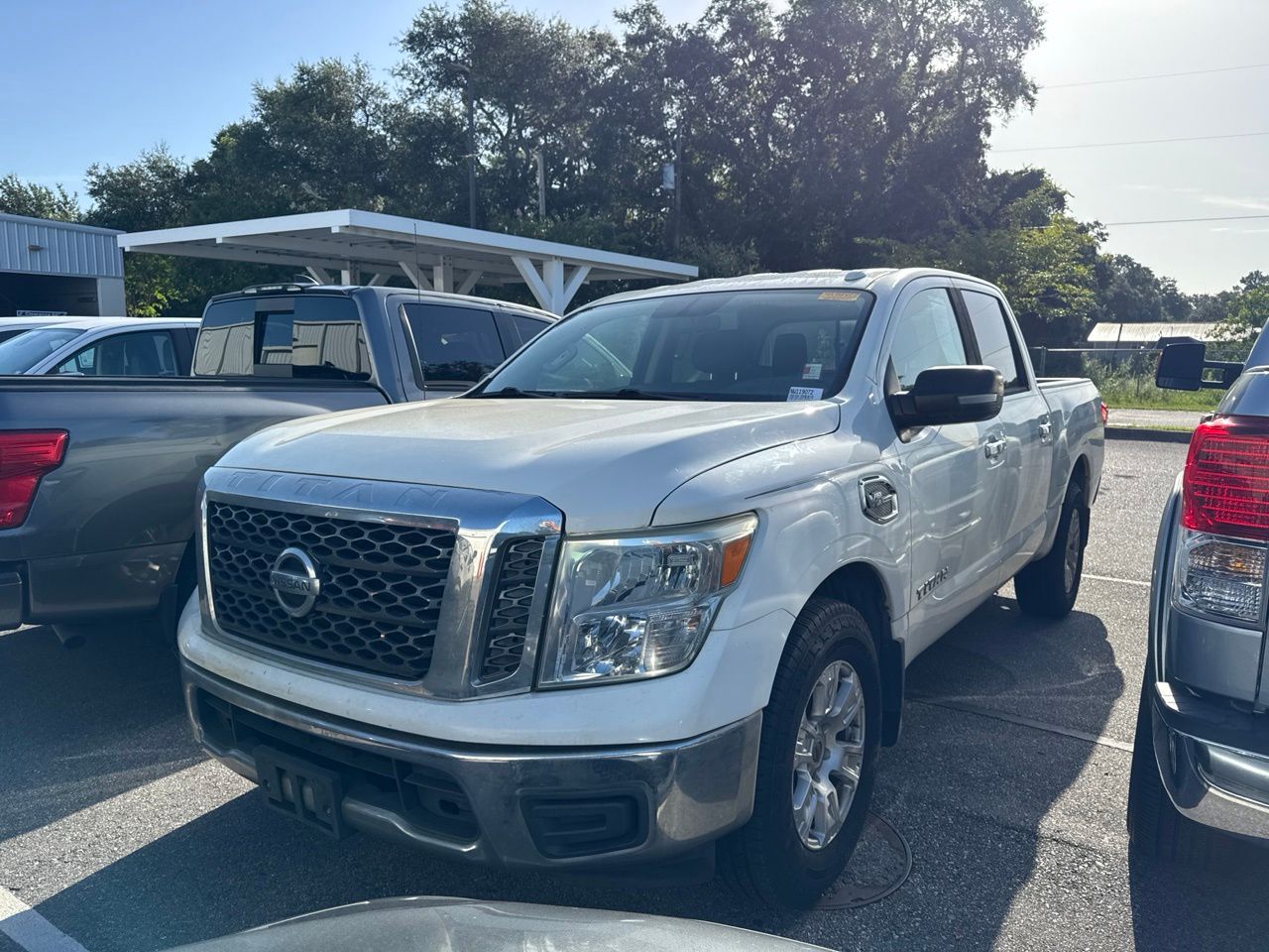 2017 Nissan Titan SV Crew Cab