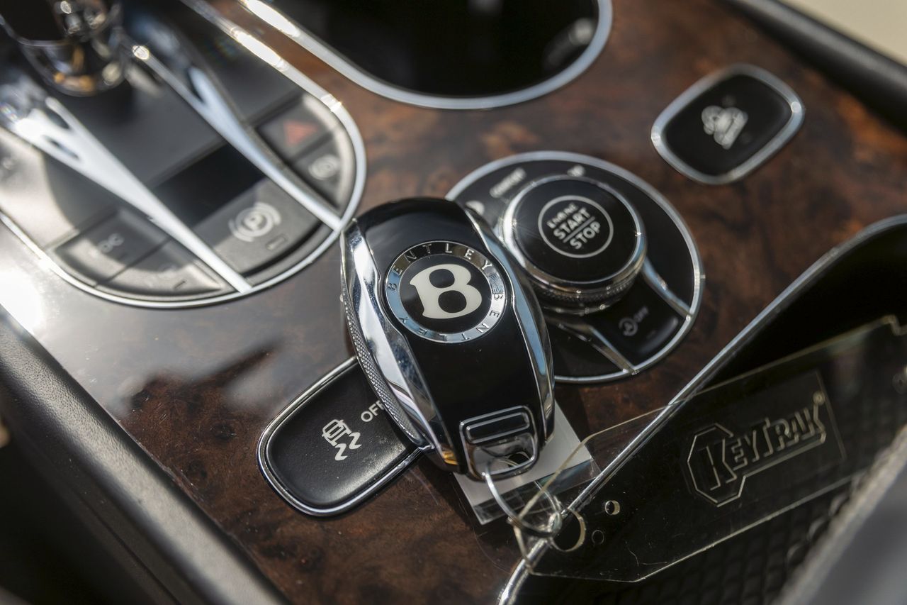Used Car 2021 Bentley Bentayga  V8 For Sale Under $130,000 In Austin, Texas