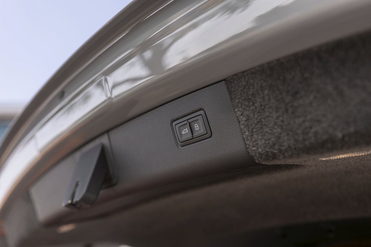 Used Car 2025 Bentley Bentayga  S For Sale Under $240,000 In Austin, Texas