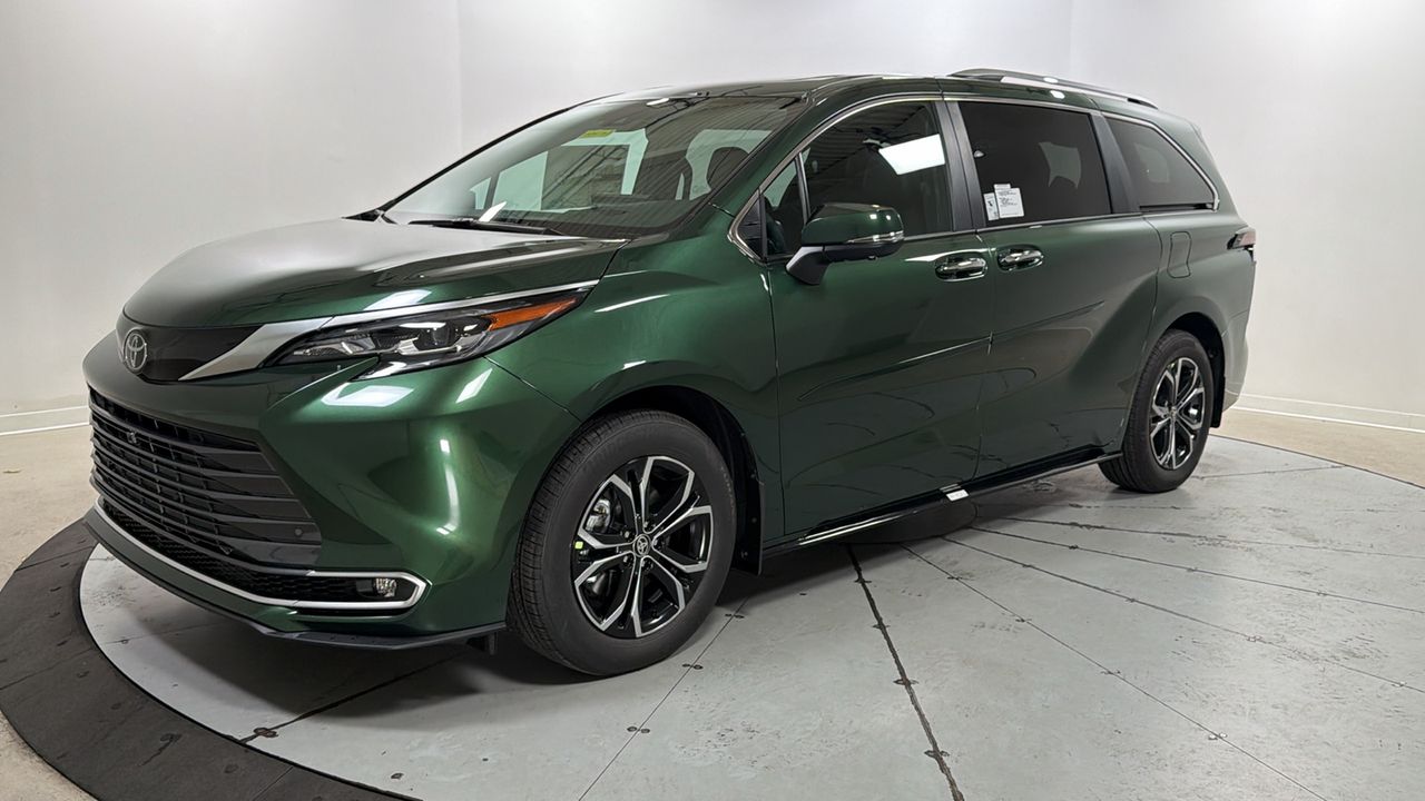2026 Toyota Sienna Platinum 7-Passenger Hybrid AWD's photo